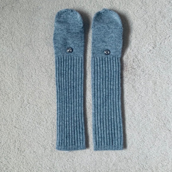 COPY - Michael Michael Kors Mittens - Picture 2 of 5